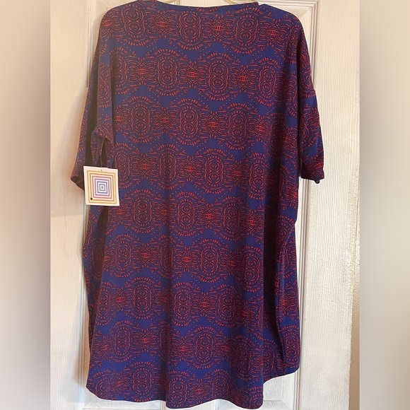 Lularoe Medium Irma Tunic - Picture 3 of 7